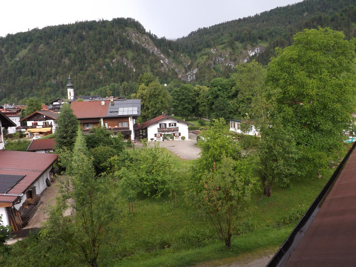 Gaestehaus Flora Reit im Winkl Esterno foto